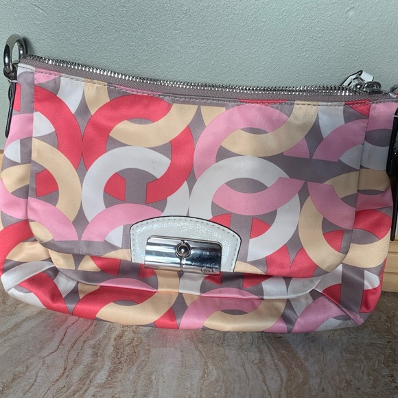 Coach purse - Picture 1 of 5